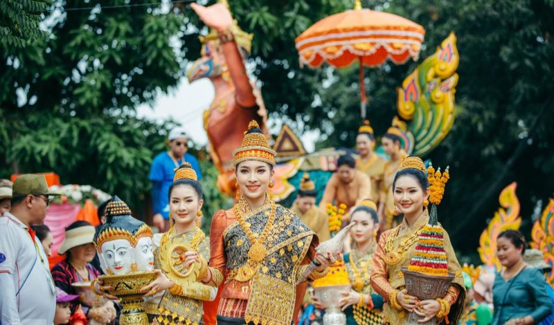 things to do in Laos